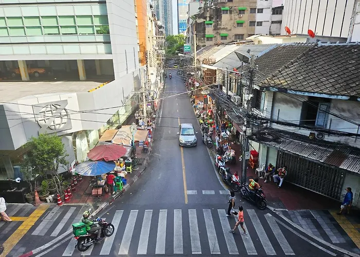 Pb 1 Min To Bts Saladaeng & Mrt Silom バンコク都